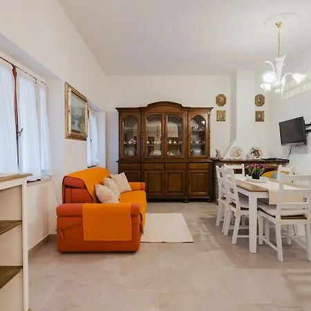 Affittasardegna- Portico Delle Rose Apartment *