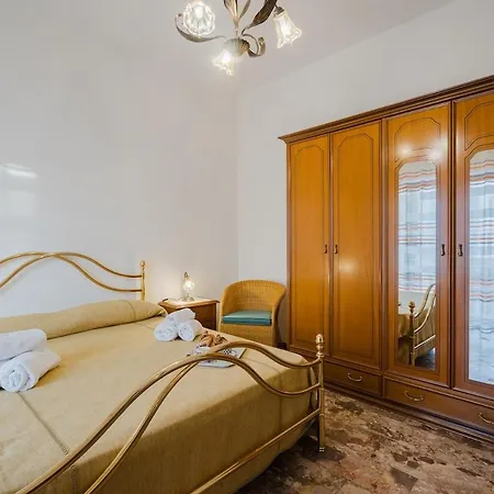 Affittasardegna- Portico Delle Rose Apartment